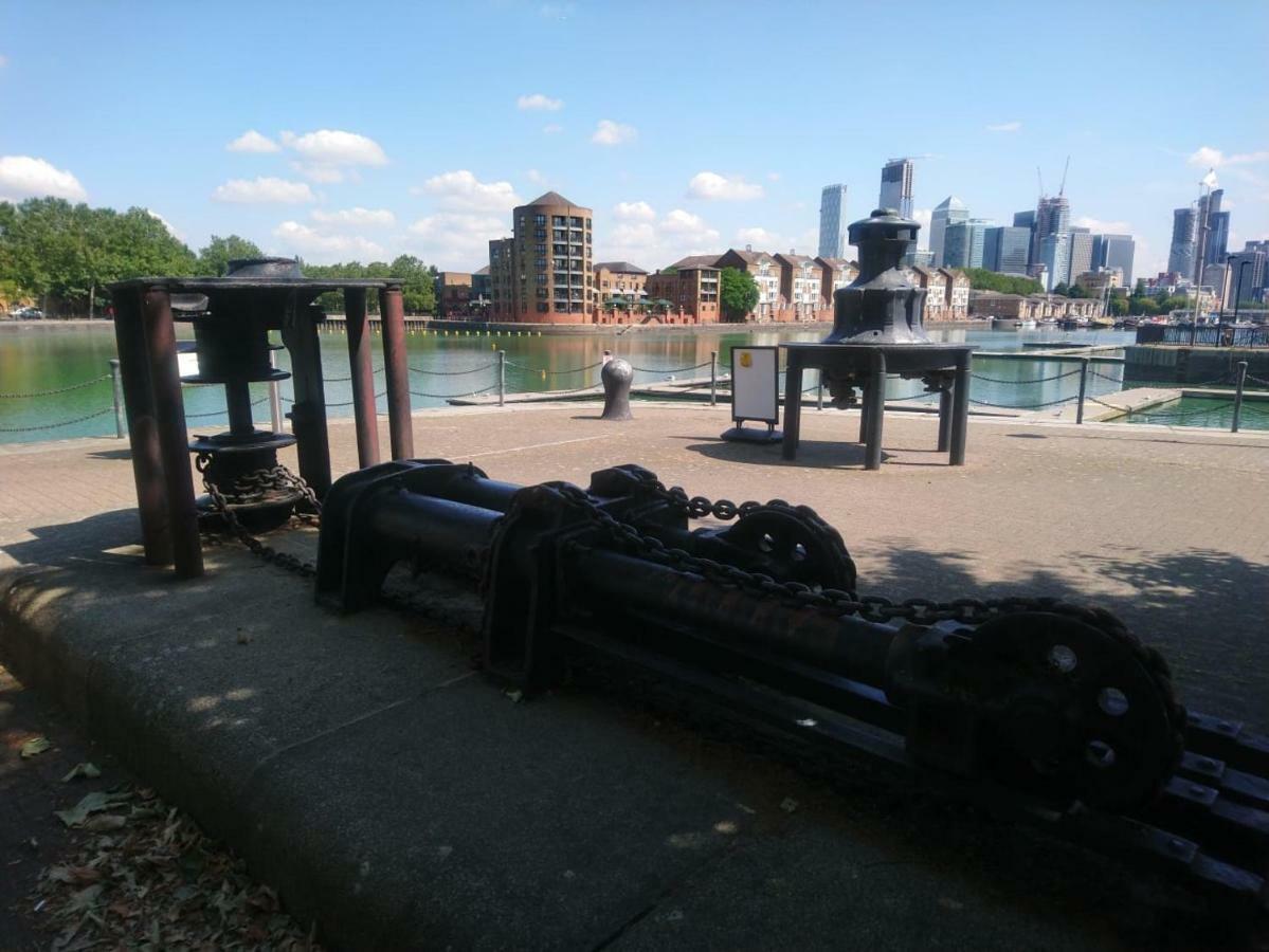 Dockside Villa Londra Exterior foto