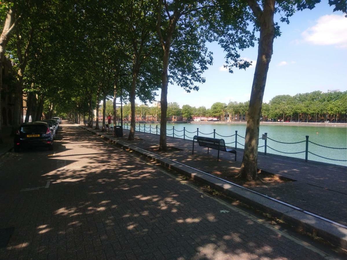 Dockside Villa Londra Exterior foto