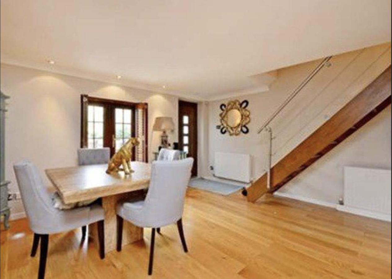 Dockside Villa Londra Exterior foto